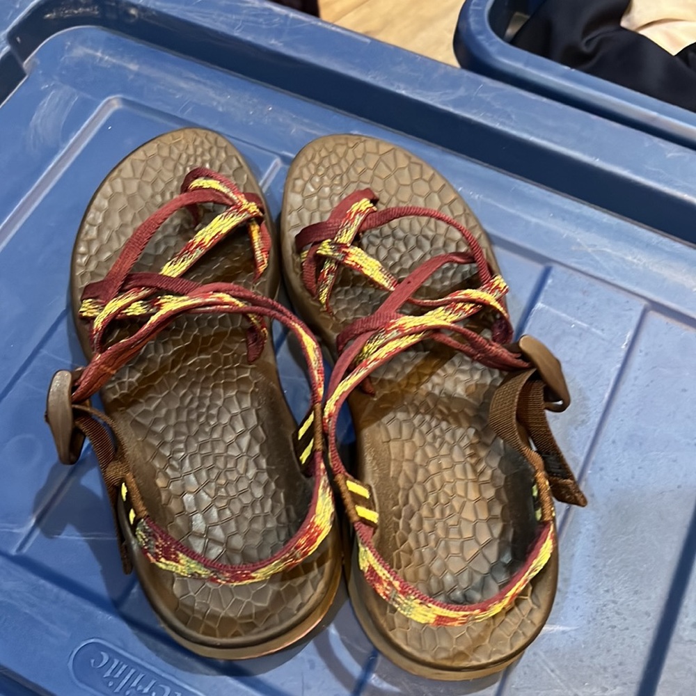 Women’s Chaco sandals size 8 - Picture 3 of 6